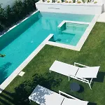 Algarve House With Heated Pool And Jacuzzi 别墅