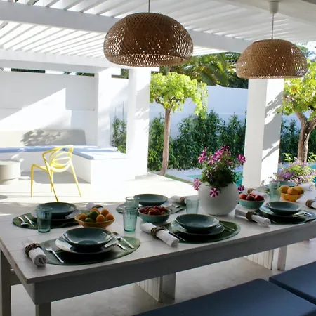 Algarve House With Heated Pool And Jacuzzi Willa Albufeira