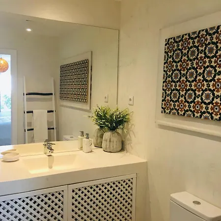 Algarve House With Heated Pool And Jacuzzi 阿尔布费拉